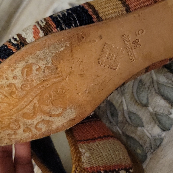 Loominous Handmade one of a kind Kilim Loafers - Picture 4 of 5